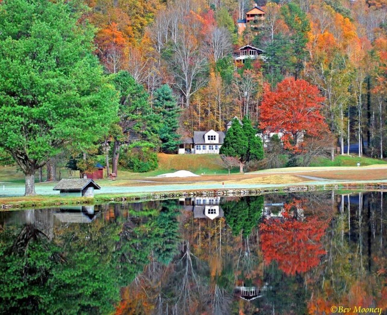 Romantic, Honeymoon Cabin In The Smokies! Гетлинбург Екстериор снимка